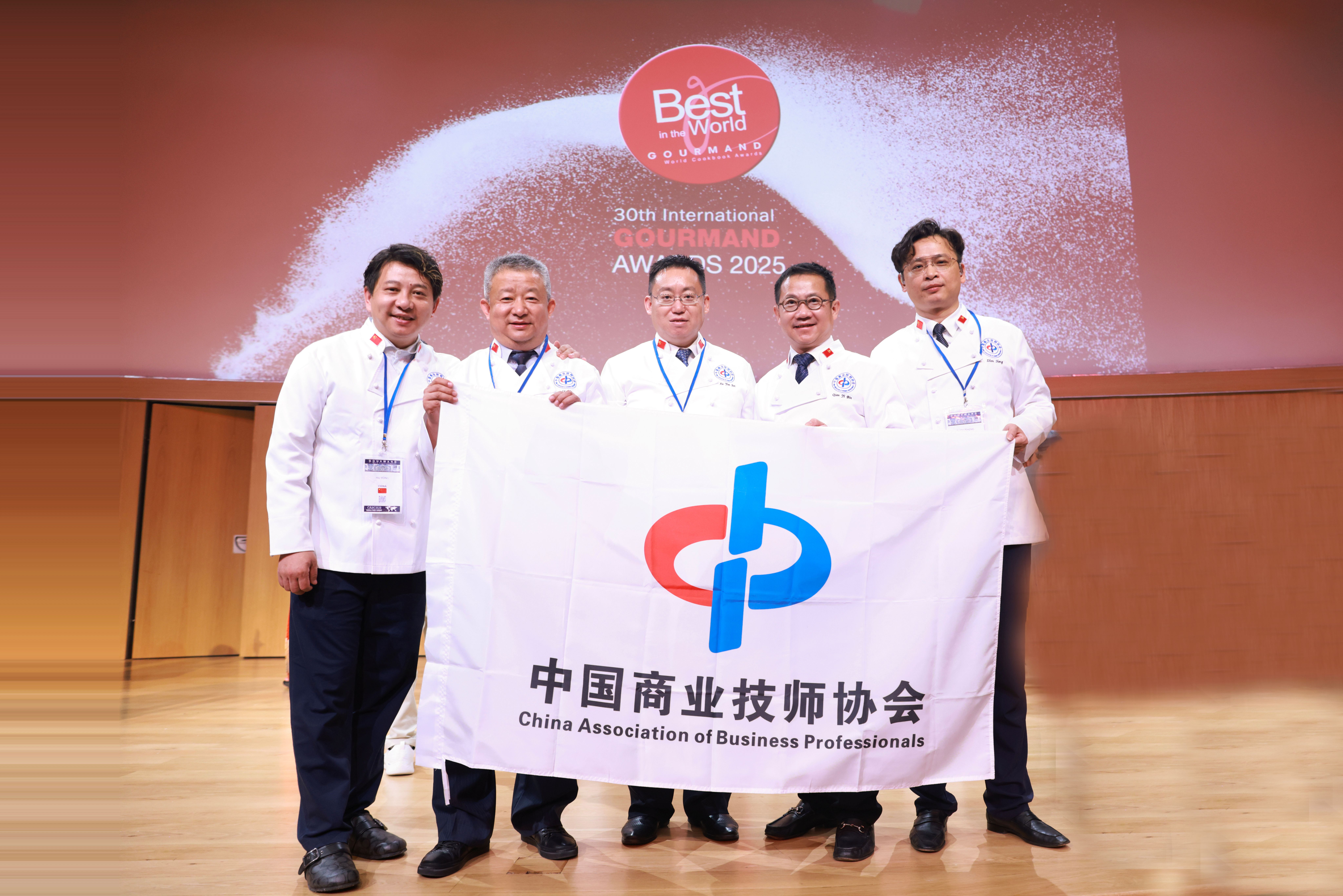 1750823838340419.jpg 1750823838340419.jpg