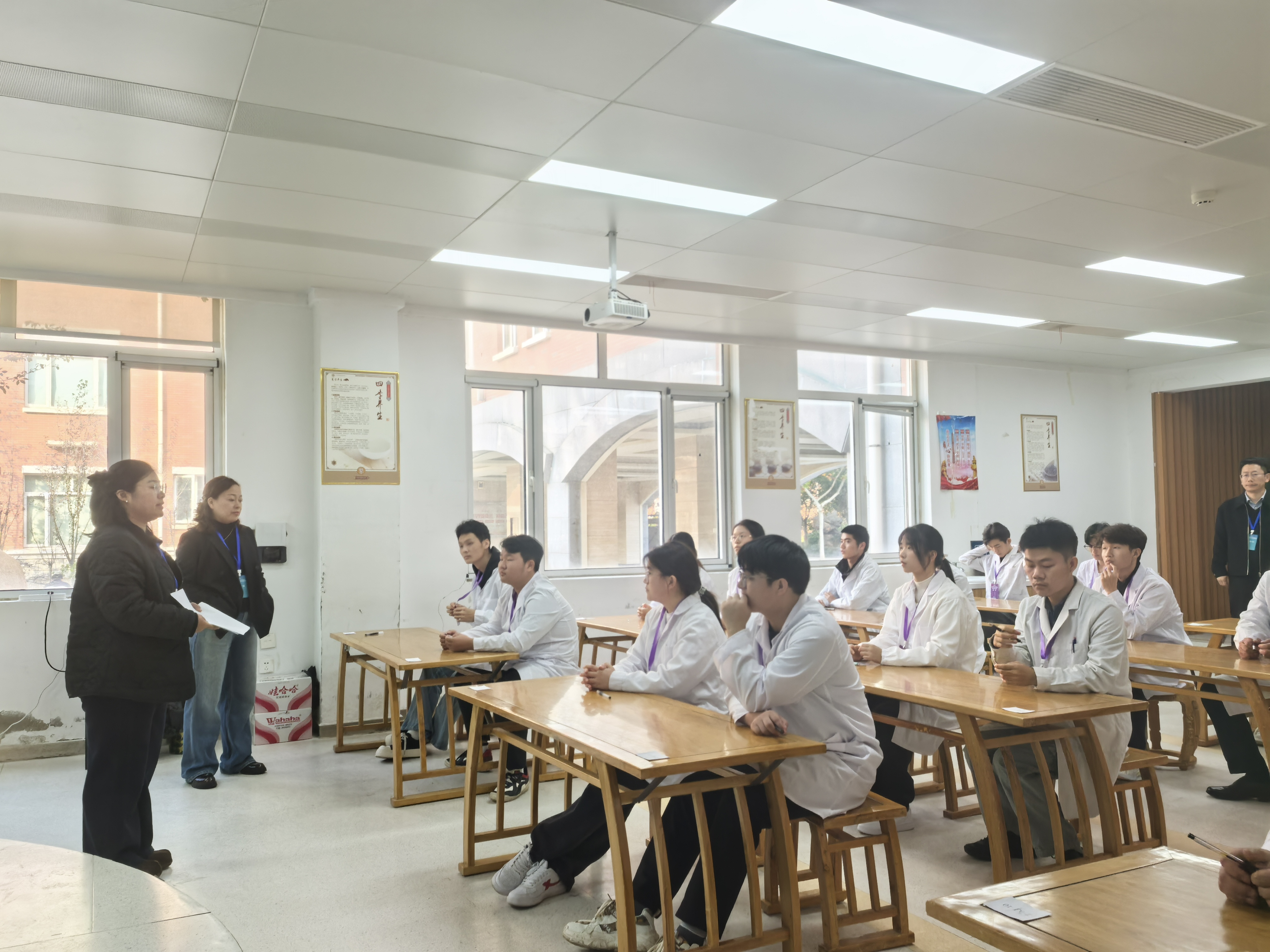 第四届全国商业服务业职业技能竞赛首场选拔赛成功举办